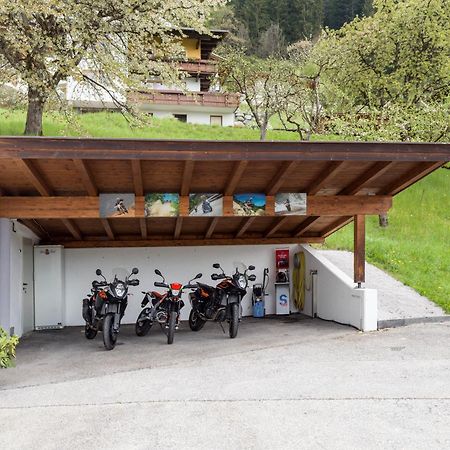 Das Sonnleiten Ski- Und Motorradhotel Bruck Im Zillertal Bruck am Ziller المظهر الخارجي الصورة