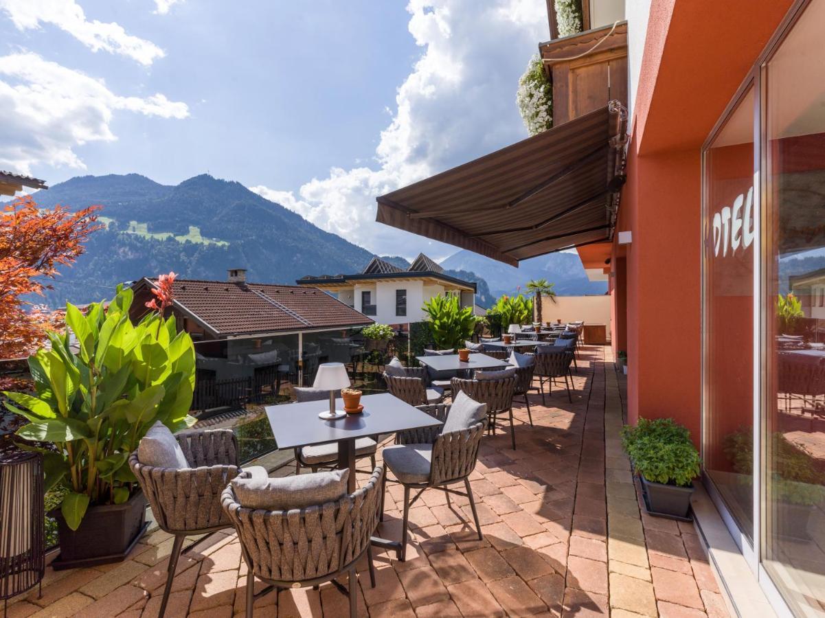 Das Sonnleiten Ski- Und Motorradhotel Bruck Im Zillertal Bruck am Ziller المظهر الخارجي الصورة