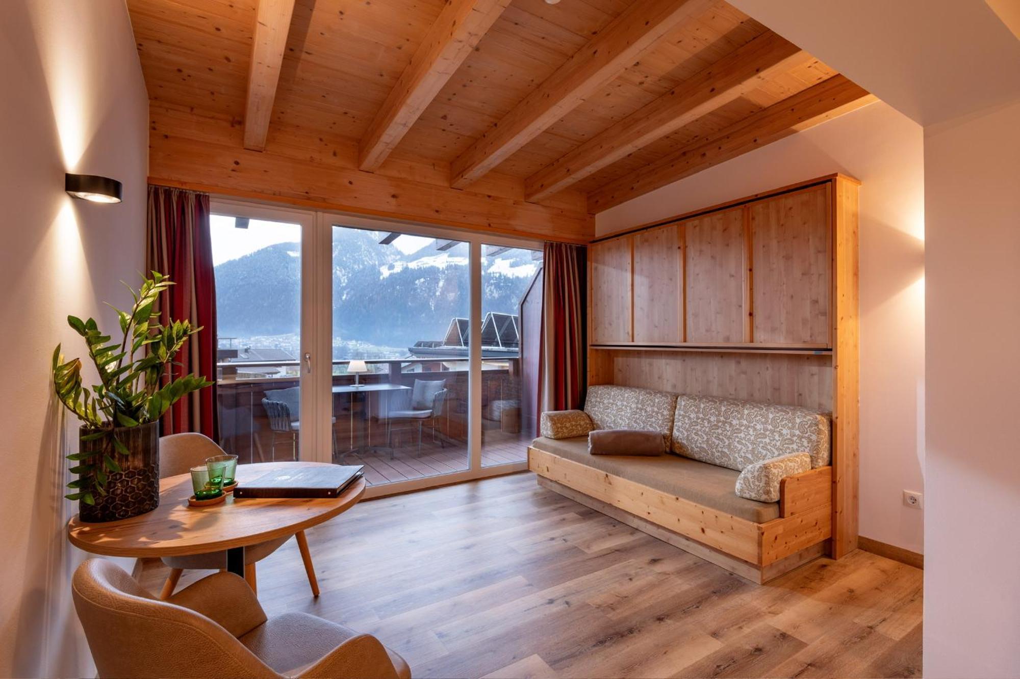 Das Sonnleiten Ski- Und Motorradhotel Bruck Im Zillertal Bruck am Ziller المظهر الخارجي الصورة