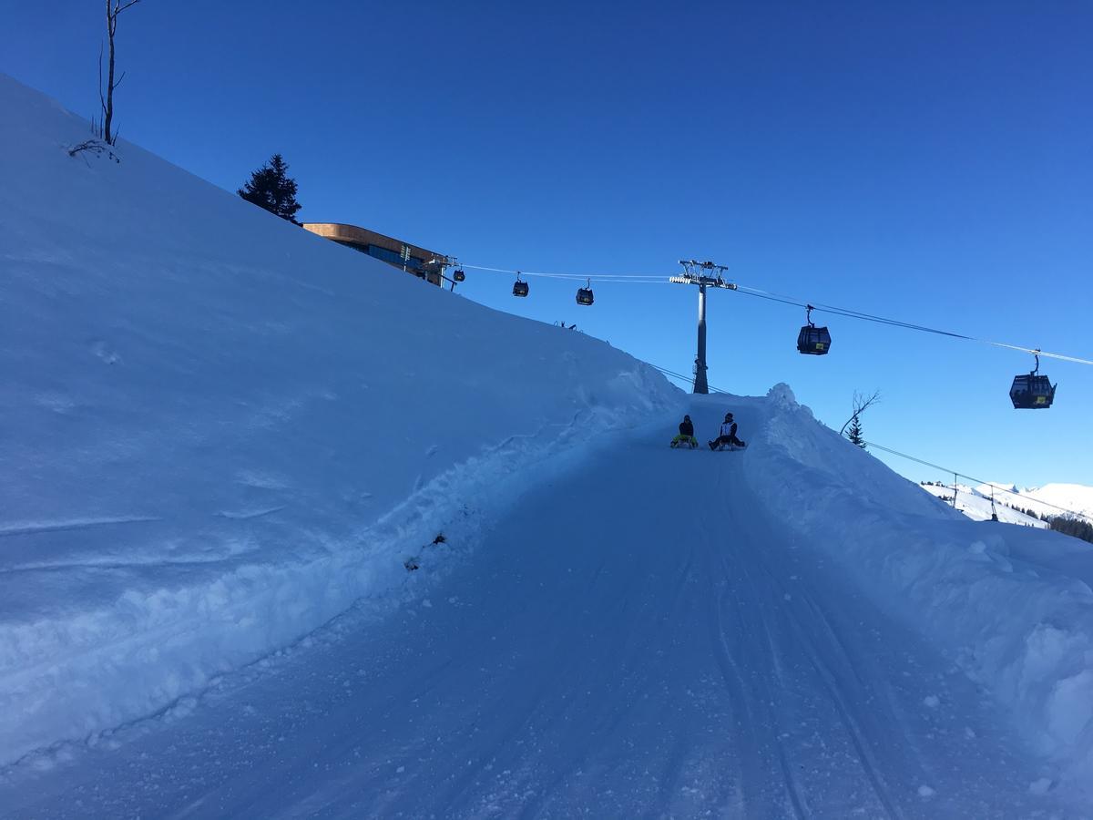 Das Sonnleiten Ski- Und Motorradhotel Bruck Im Zillertal Bruck am Ziller المظهر الخارجي الصورة